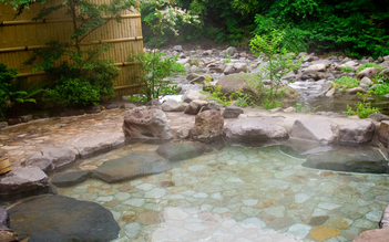 Văn hóa tắm suối nước nóng onsen của Nhật Bản