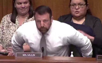 Màn 'đấu võ đài' suýt xảy ra tại phiên điều trần Thượng viện Mỹ