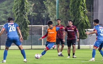 Văn Thanh - Xuân Mạnh: Đôi cánh Thường Châu sẽ bay cao ở Rizal Memorial?