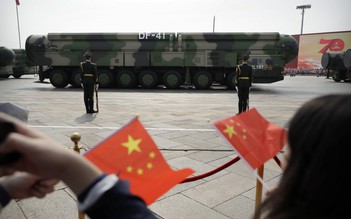 WSJ: Trung Quốc đồng ý đàm phán về kiểm soát vũ khí hạt nhân với Mỹ