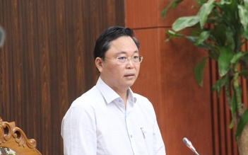 Chủ tịch tỉnh Quảng Nam yêu cầu phê bình cá nhân gây phiền hà cho người dân