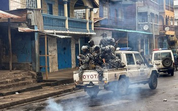 Doanh trại quân đội bị tấn công, Sierra Leone giới nghiêm toàn quốc