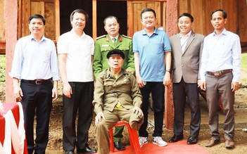 Báo Thanh Niên tặng nhà nhân ái ở vùng cao Quảng Trị