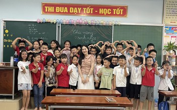 Cô giáo gửi những mẫu thư bí mật cho học trò và cái kết bất ngờ...