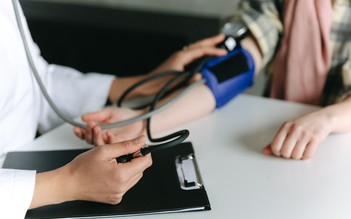 Ngày mới với tin tức sức khỏe: Huyết áp thấp có nguy hiểm?