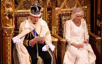 Vị vua Anh đầu tiên đọc bài phát biểu trước quốc hội trong hơn 70 năm