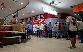 Cháy siêu thị Lotte Mart Q.7, TP.HCM: Chập điện máy hút khói, đã mở cửa trở lại