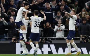 Ngoại hạng Anh: Son Heung-min 'nổ súng' giúp Tottenham vào tốp 4