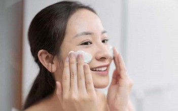Review 10 sữa rửa mặt cho da thường sáng khỏe, không lo nổi mụn, kích ứng