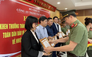 Khen thưởng VPĐD duyên hải miền Trung Báo Thanh Niên về công tác tuyên truyền