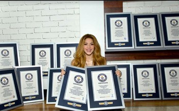 Shakira phá vỡ 14 kỷ lục Guinness với bài hát 'đá xéo' tình cũ