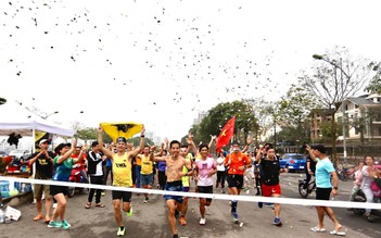 Runner Việt chạy 230,4km trong suốt 24 giờ: 'Tôi chiến thắng được bản thân'