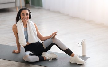 Vì sao nên nghe nhạc khi tập luyện thể dục?