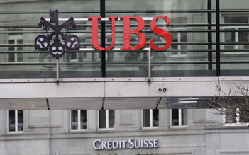 UBS - ngân hàng lớn nhất Thụy Sĩ chính thức mua lại Credit Suisse
