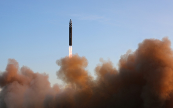 Triều Tiên phóng 2 tên lửa lúc Hàn - Mỹ tập trận