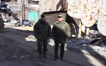 Lãnh đạo quân sự Nga, Ukraine đều đến Donetsk