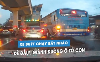 Xe buýt chạy bát nháo, chuyển làn theo kiểu 'đè đầu' xe khác trên phố