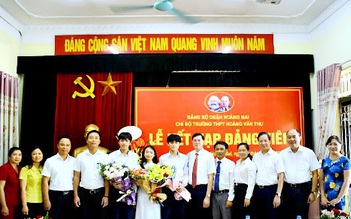 Hà Nội kết nạp Đảng cho 3 học sinh THPT Q.Hoàng Mai