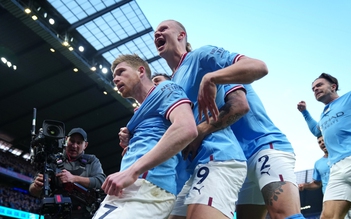 Sau cuộc ngược dòng lên ngôi Ngoại hạng Anh, Man City nhắm cột mốc lịch sử