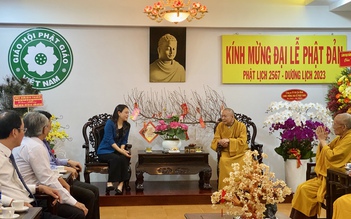 Lãnh đạo Ủy ban T.Ư MTTQ Việt Nam chúc mừng Đại lễ Phật đản tại TP.HCM