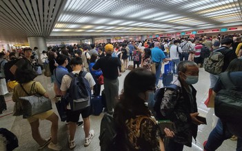 Tân Sơn Nhất sắp có làn xuất nhập cảnh dùng scan passport riêng cho người Việt