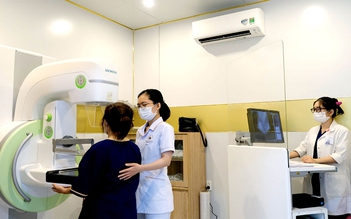 Phát hiện ung thư ở cả 2 vú khi chụp nhũ ảnh 3D