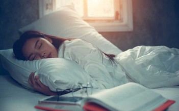 Người dân các nước thường làm gì để ngủ ngon hơn?