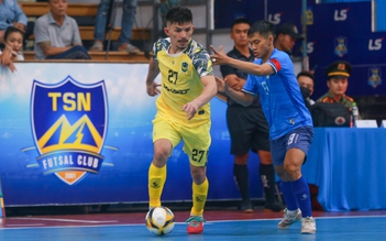 Ngoại binh futsal tỏa sáng, ĐKVĐ Sahako trở lại cuộc đua vô địch