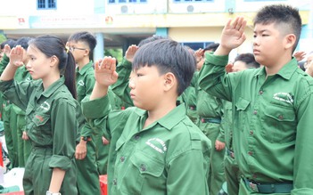 'Chiến sĩ nhí' tham gia trải nghiệm Học kỳ quân đội