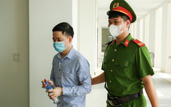 Vụ 'chuyến bay giải cứu': Kiến nghị điều tra trách nhiệm Thứ trưởng Y tế Đỗ Xuân Tuyên