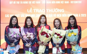 Các cô gái vàng điền kinh Việt Nam nhận thưởng lớn sau chức vô địch châu Á