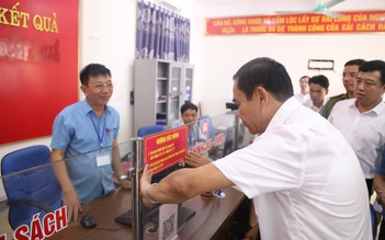 Chủ tịch tỉnh Hà Tĩnh nói gì sau 1 tuần công khai số điện thoại cá nhân làm đường dây nóng?
