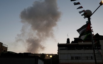 Binh sĩ, UAV Israel tấn công thành phố Bờ Tây, đọ súng kéo dài