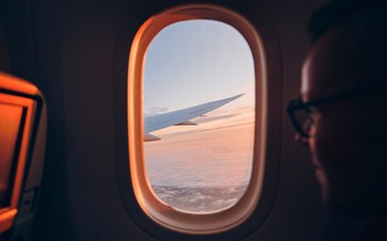 Vì sao cửa sổ máy bay hình tròn?