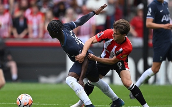 Ngoại hạng Anh: Không còn Kane, Tottenham bị Brentford cầm chân trong ngày ra quân