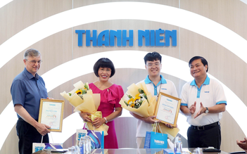 Trao học bổng Nguyễn Thái Bình: Vững tin mở cửa tương lai