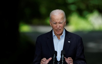 Nước cờ 'một công, đôi việc' của Tổng thống Biden