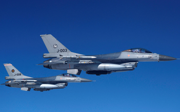 Ukraine nhận tin dồn dập về F-16
