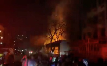 Cháy tòa nhà 5 tầng ở Nam Phi, 64 người chết