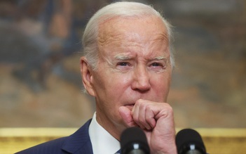 Sách mới hé lộ Tổng thống Biden cảm thấy 'mệt mỏi' vì tuổi tác