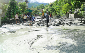 Cục Kiểm soát ô nhiễm môi trường kiểm tra sự cố hồ thải ở Lào Cai