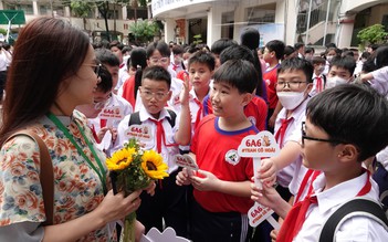 Tại sao TP.HCM khó tuyển giáo viên?