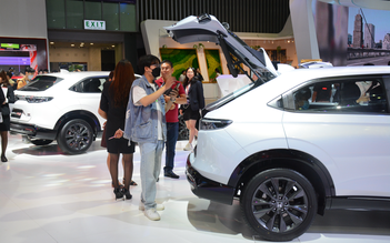 Các hãng xe tại Việt Nam 'tăng lực' vào phân khúc SUV, MPV đa dụng