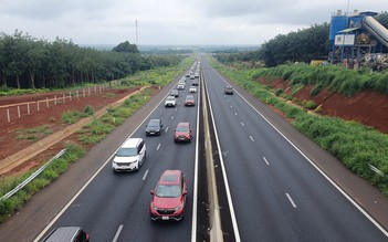 Thủ tướng thúc Bộ GTVT sớm xây dựng quy chuẩn đường cao tốc