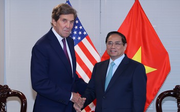 Thủ tướng tiếp Đặc phái viên của Tổng thống Mỹ về khí hậu John Kerry