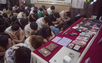 Indonesia trục xuất 153 người Trung Quốc lừa tình, tiền của nhiều đồng hương