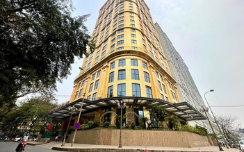 Đại gia Đường 'bia' tuyên bố dừng bán khách sạn dát vàng