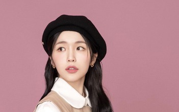 Layer váy liền với sơ mi là style mix đồ yêu thích của những nàng 'bánh bèo'