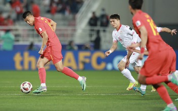 Chưa hết sốc sau bê bối hối lộ, đội tuyển Trung Quốc hòa thất vọng đối thủ yếu