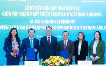 Vietnam Airlines 'bắt tay' với tập đoàn du lịch Singapore